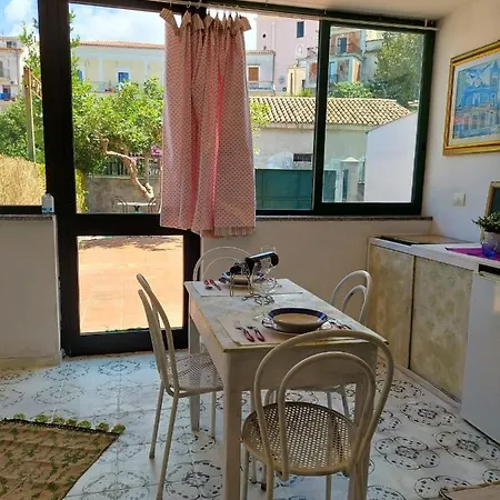 Dormo In Centro Apartment